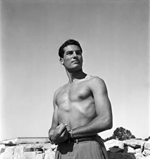 Bare Chested Prints: Beefcake Albert Epiphany Portelli seen here on set of the Malta Story. C5351-001