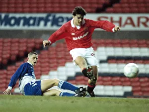 Challenge Prints: Ben Thornley scores for Manchester United youth team during the match against Millwall