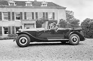 01006 Prints: The Bentley Car, being driven by enthusiasts in the Berkshire area on Britain during an