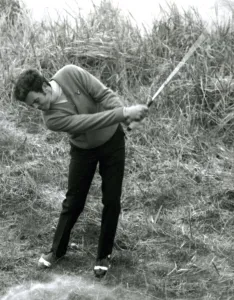 00495 Prints: BERNARD GALLACHER golf 1971 sport action Bernard Gallacher