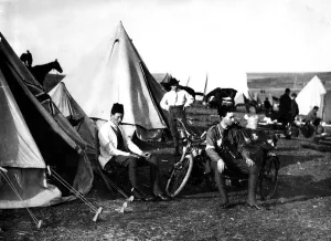 Bernard Grant Daily Mirror photographer (left with fez) who was embedded with the Turkish