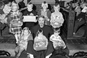 Huddersfield1090 Prints: Bidding a fond farewell to the Rev Bob Shaw are pupils of Cumberworth First school