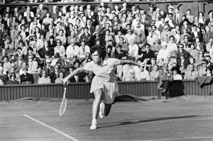 Billie Jean King (USA) vs Britains Winnie Shaw during there Centre Court Women