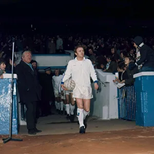 Billy Bremner Leeds United captain leads the team out at Elland Road circa September 1972