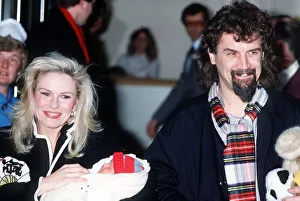 Tartan Prints: Billy Connolly with wife Pamela Stephenson with their first daughter, Daisy. 1984