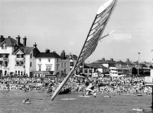 The Birdmen of Bognor marked the ninth anniversary of that momentous day when Bognor pier