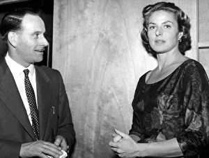 00495 Prints: Birmingham Mail film critic Arthur Steele with Ingrid Bergman. circa 1958