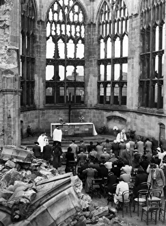 2nd World War Prints: The Bishop of Coventry taking the Eight O Clock Holy Communion service in the ruins