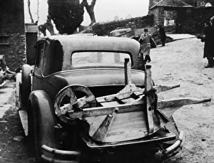 D Day Prints: One Blackawton resident decides to take their wheel barrow with them as the evacuation of