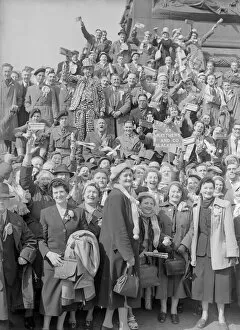 00247 Collection: Blackpool v Bolton FA Cup Final 2nd May 1953. Blackpool football supporters gather