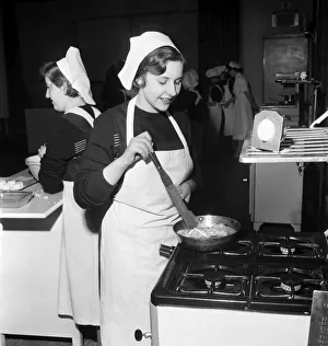 Blind girls taught cookery Henshaws School for the Blind, at Stretford, Lancs