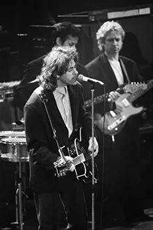 01066 Prints: Bob Geldof performing at the Stand by Me: AIDS Day Benefit concert at Wembley Arena