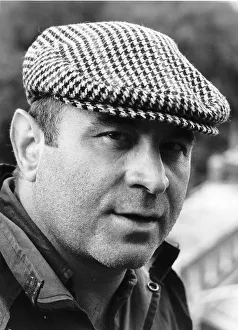 Bob Hoskins Actor in demand - September 1986 dbase msi