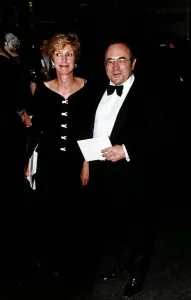 00046 Prints: Bob Hoskins Actor with his wife Linda Hoskins for the Re-Opening of The Savoy Theatre