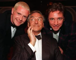 Bob Monkhouse meets Paul Gascoigne Ally McCoist at the Rangers sponsored evening