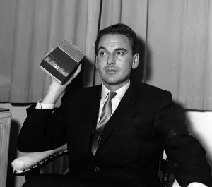 Bob Monkhouse pictures taken in Blackpool for Jack Bentley feature Sunday Mirror