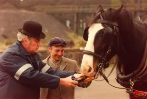 Bob Stoddart from Vaux, left and Chris Thompson from Beamish Museum give one of