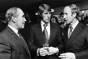 Stripes Collection: Bobby Charlton (right) talks with Geoff Hurst (centre) and Sit Alf Ramsay (left