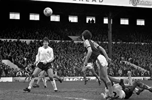 Bolton Wanderers 1 v. West Ham 1. Division Two Football. March 1981 MF02-08-001