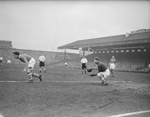 Bolton Wanderers v Charlton Athletic Division One. Sam Bartram Charlton goalkeeper seen