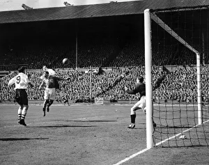 Boltons 3rd goal scored by Eric Bell against Blackpool May 1953 in the 1953 FA Cup