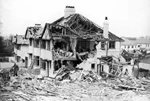 War And Prints: Bomb damaged house, Trelawney Estate, Peverell, Plymouth 1st November 1940