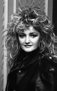 00270 Prints: Bonnie Tyler at the Penns Hall Hotel, Sutton Coldfield 27th January 1988