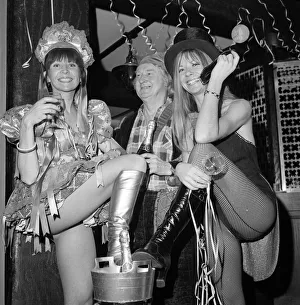 Bournemouth fashion mask ball. February 1975 75-00813-004