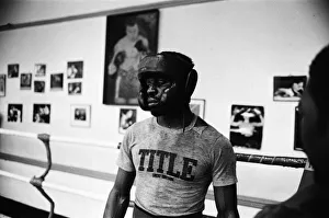 Boxer Errol Christie training for his fight against Mark Kaylor in the Thomas O