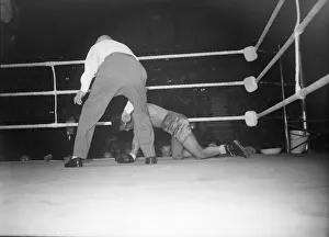 Boxing Dave sands wins British empire Middle Weight Championship from Dick Turpin