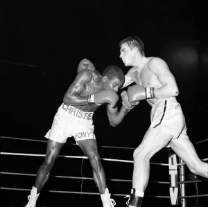 Boxing Errol Christie against Mark Kaylor 5th November 1985