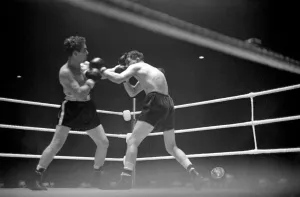Boxing at Harringay Terry Allen v. Rinty Monaghan. February 1949 O16785