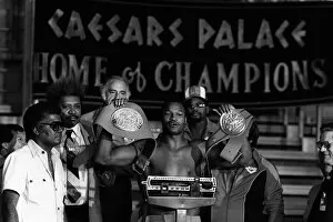 Images Dated 2nd October 1980: Boxing - Larry Holmes v Muhammad Ali ( Cassius Clay ) - 1980 weigh in