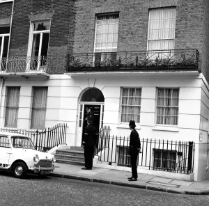 00893 Prints: Brian Epstein death. The Beatles manager Brian Epstein has been found dead