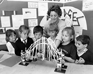 Bridge stresses, young engineering scientists from St Columba