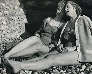 Relaxation Prints: Brighton Beach January 1957 Sylvia Senior (L) and Jane Johnson (R