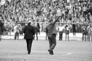 00382 Prints: Brighton & Hove Albion v Manchester United FA Cup Final at Wembley Stadium