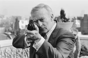 00114 Prints: British actor Edward Woodward, who plays ex-agent Robert McCall in the American