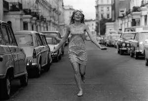 British actress Barbara Ferris who played barmaid Nona Williams in the television
