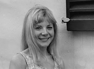 British actress Barbara Ferris who played barmaid Nona Williams in the television