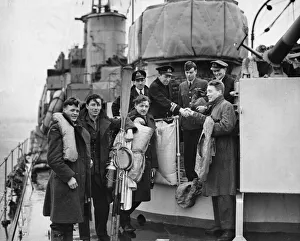 01463 Prints: Five British airmen of the Royal air Force were rescued from the sea by Royal Navy