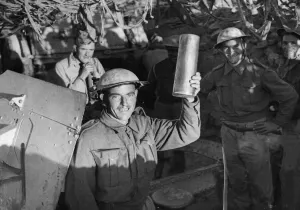 Allies Prints: British Army battery claims honour of the last shot on the Eighth Army battle front