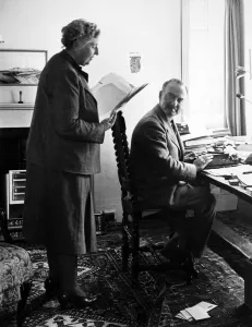 1950 Prints: British author Agatha Christie pictured with husband Sir Max Mallowan