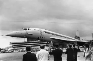 Noise Prints: The British Concorde 002 prototype arrives at Heathrow Airport