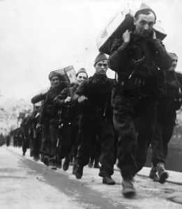 01446 Prints: British forces have carried out a raid on the French Coast near Boulogne