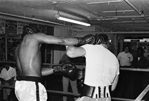 British heavyweight boxer Joe Bugner (Right) with American former heavyweight champion of