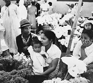 The British made landings on Madagascars west coast with the intention of moving