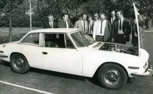British Leyland service and technical specialists from many European countries examine a