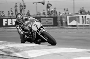 00964 Prints: British Motorcycle road racer Barry Sheene in practice at Silverstone ahead of