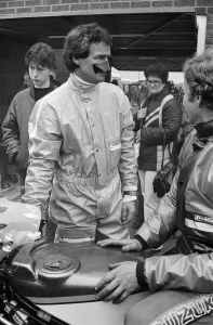 00965 Prints: British Motorcycle road racer Barry Sheene at Snetterton